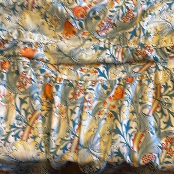 Moosta 4X maxi floral V neck dress  with elastic side gathered waist - Picture 4 of 8